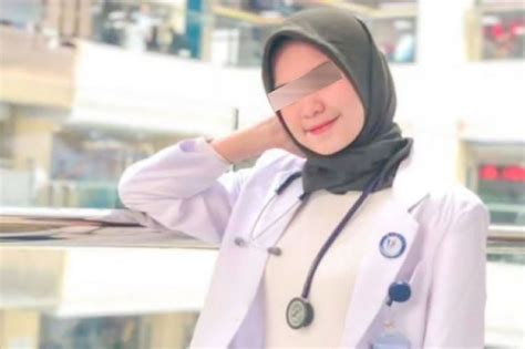 Bokep SKANDAl DokteR unik terapi suara 237 watermark aman terhindar image 1