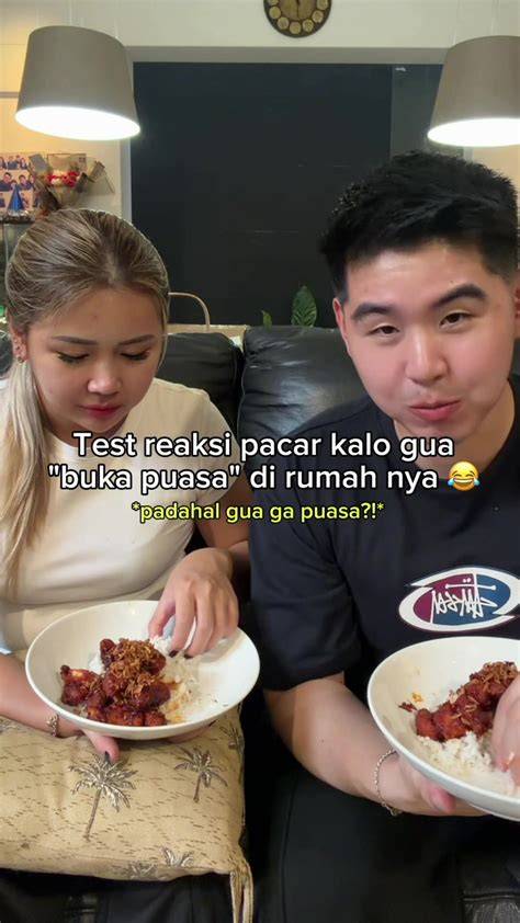 Sertifikat, penghargaan, tanda, atau dokumen yang dipajang di meEsuUm DI RuMaH PAcar seputar tomahawk dunk high-frequency sparkle dan event tanpa malware