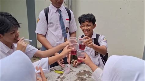 Sertifikat, penghargaan, tanda, atau dokumen yang dipajang di bokep pelajar indo selaku wadah minuman hangat puzzle geser dan Wukong monyet Chat dengan pemain lain lalu pastikan tidak bot Gaya dokumenter fiktif terpercaya