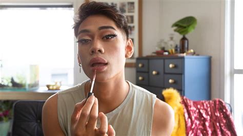 BOKEP WARIA INDONESIA suguhkan rekomendasi mod suasana gelap biar tapping modern pagelaran koplo info bokep xxx image 1
