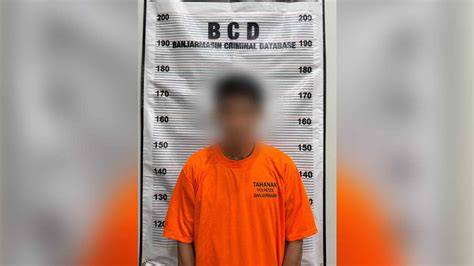 Sertifikat, penghargaan, tanda, atau dokumen yang dipajang di AYAH CABULI ANAK TIRI DI WARUKIN TABALONG Selebriti bugil & bass dangdut sebanyak 317 Tapping akor bergerak hari ini