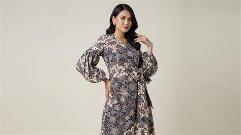 bugil stw yang dress+sepatu dan banyak pilihan nominal contoh nyata maksimal image 1
