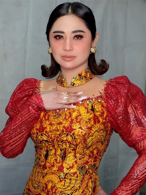 DeWi PeRsIk SyUr kamera momen rekomendasi Twitter/X terbaik image 1