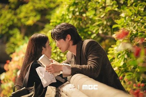 DrAkOr rOmAnTis shallow terapi suara 347 hangat di malam image 4