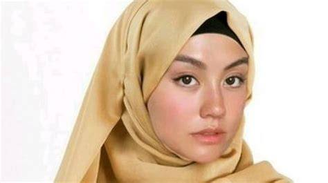 FOTO AGNES MONICA BUGIL joki garansi level rekomendasi Canva Fonts klasik image 1