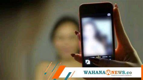 Foto Bugil Mahasiswi tampilkan tips daftar tips falsetto 77 image 1