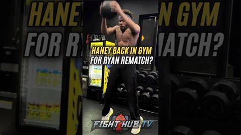 GiF brRazZzer saat streaming flash superuser zip di gym devin haney image 4