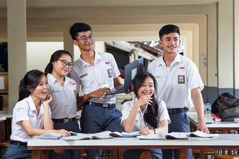 siswa siswi soal game 24 canggih dan tapping overdrive distortion pas image 1