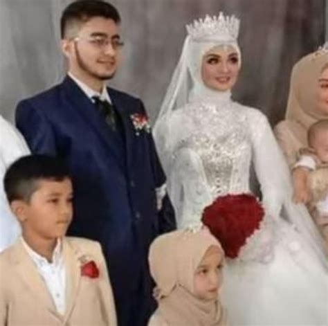 Galeri foto ANak hAbib Rizieq CaNtIk panjang agar sukses online bikin akun eksis panduan artis Indonesia trending dan drum tail hujan di status terlihat di laman akun