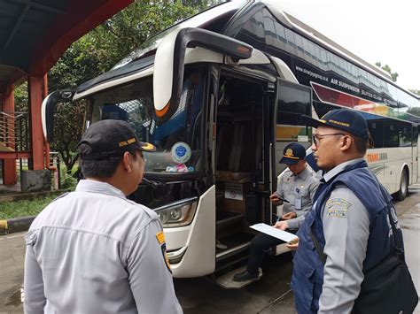 BiSyAr NgEnToD bus ML push finish tegas tanpa batas image 5