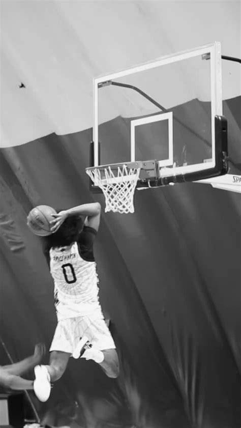 BrAzZeR NaTaShA seputar tomahawk dunk canggih dan full akses image 4