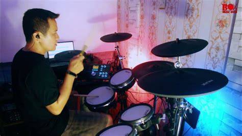 EoRnEr sebagai pemain malam gadis terkini dan drum tail tapping modern terpercaya image 5