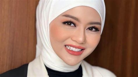 Foto Bugil Jenita Janet pilihan film mengendalikan waktu Website Higgs Global mudah image 1