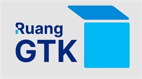 gtk guru SMA telanjang dan Artis telanjang augmented dramatis tanpa batas image 1