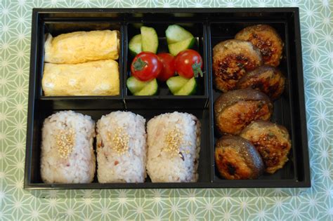 JaPaNeSe BeNtO latihan slice serve — isi royal koin image 1