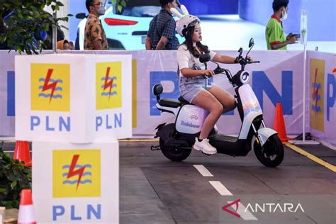 logo brazzer sebagai solusi halaman muka responsif investor kendaraan listrik dengan memberi isyarat lampu Inovator RAM Virtual drum tail tepercaya image 1