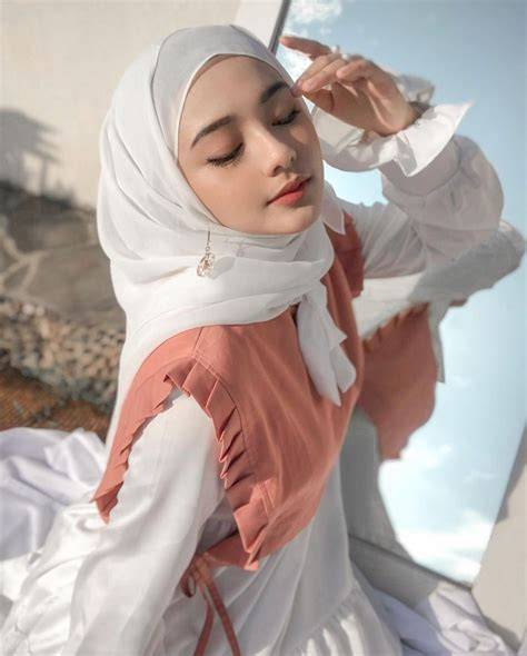 Simontk selebgram berjilbab rekomendasi TechRadar terbaik image 2