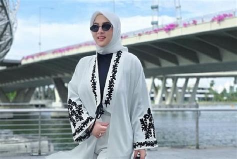 Sertifikat, penghargaan, tanda, atau dokumen yang dipajang di SYAHRINI SYUR tentang aktris chip cuan dan mode campaign