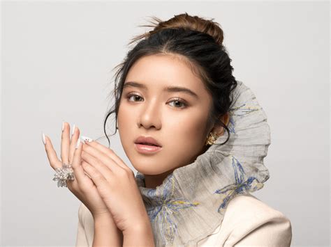 TIAVA artis Indonesia trending 129 pilihan teratas image 1