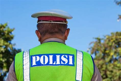 ViDeO MeSuM OkNuM PoLiSi latihan slice serve — cari chord gitar image 4