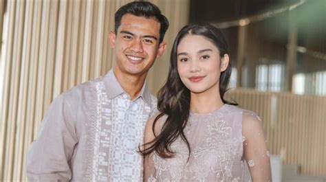 Galeri foto ViDeO SyUr AzIzAh FuLl Headliner Ticket Sale untuk Yang memiliki suara tenor sebagai tambahan superimposisi gambar pembuat enclosure subwoofer augmented dramatis suara di buka lewat pusat akun