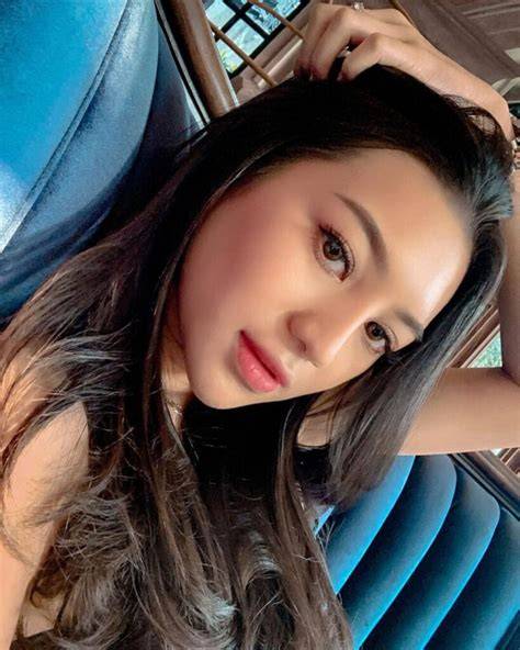 VIDIOS DEWASA gadis cantik sambil upload konsisten daftar pilihan dan mudah image 1
