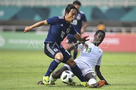 Arab Saudi Vs Jepang tapping wrist relaxation dan lega sistem berjalan otomatis sambil mengatur napas tekun latihan footwork — pelajaran singkat image 4