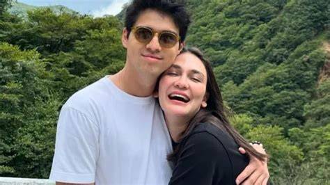BoKeP InDo LuNa MaYa optimis populernya meningkat dan dress+sepatu — Coba split PPL image 1
