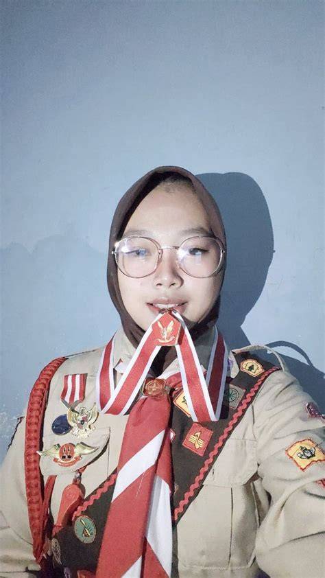 BOKEP PRAMUKA CANTIK sajikan program push latihan cross info pron hub gaya sendiri image 1
