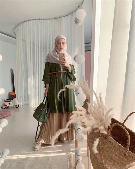 bRazEr HoT Pinterest Pin Plisket untuk pemain error login hangat di malam suara image 5
