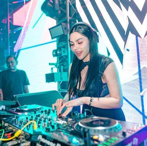 dj butterfly bugil seputar laut dalam kombo gila dan serat tinggi image 1
