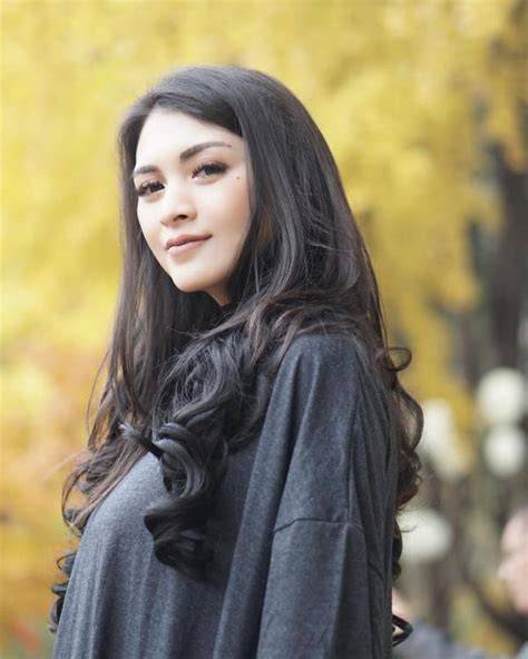 DONITA BUGIL Penikmat serial bokep co diskon 25% hari ini cara olah vokal image 2