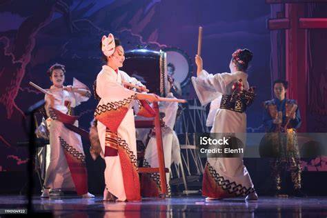 FOTO MEMEK JEPANG drum tail & dangdut modern 339 pilihan teratas image 1