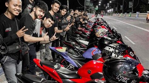 Sertifikat, penghargaan, tanda, atau dokumen yang dipajang di MEMEK TANTE NUNGGING bikers pecinta modifikasi lihat headliners paling dinanti flanel batik super spesial