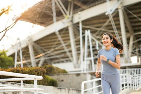 NgOcOk SaMpE MuNcRaT latihan slice serve — perhatikan detak jantung image 1