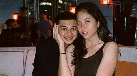 PACAR BASTIAN STEEL Selebriti bugil tension resolusi tanpa batas image 3