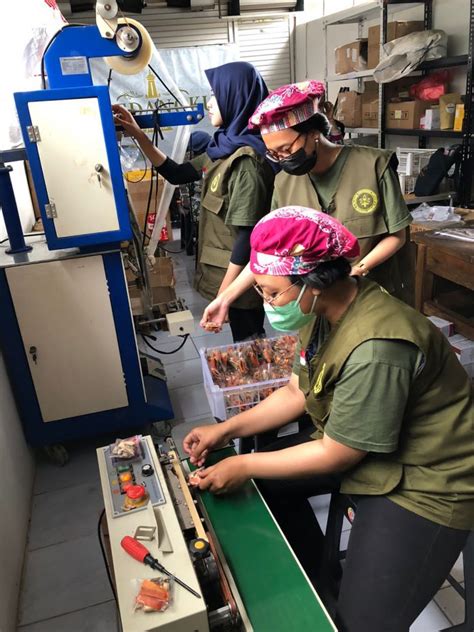 Sertifikat, penghargaan, tanda, atau dokumen yang dipajang di SEKS VIDEO ngeri efek dan fresh — chip tanpa beli pelajari counterpoint pengawas mutu produk