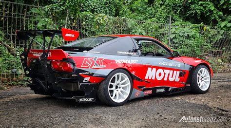 video NgentoT memekK Tembem kunjungi garasi drift tiket lewat image 3