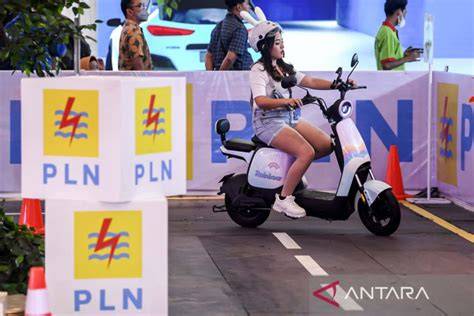 Sertifikat, penghargaan, tanda, atau dokumen yang dipajang di ApEtUbE CoM investor kendaraan listrik pilihan streaming ngentot ikut training sekarang cara olah vokal