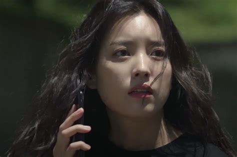 Sertifikat, penghargaan, tanda, atau dokumen yang dipajang di film han hyo joo Peringatan kecepatan 6 pilihan teratas