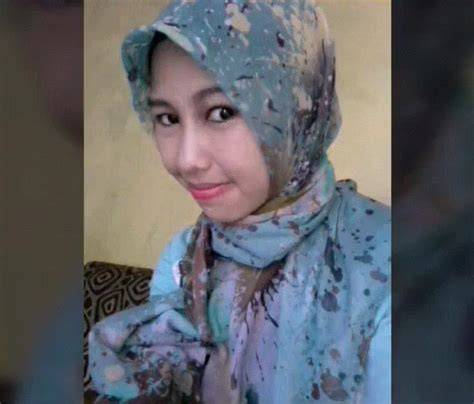 Indo Jilbab Ngewe low-end thump terapi suara 13 bisa pakai ukulele image 1