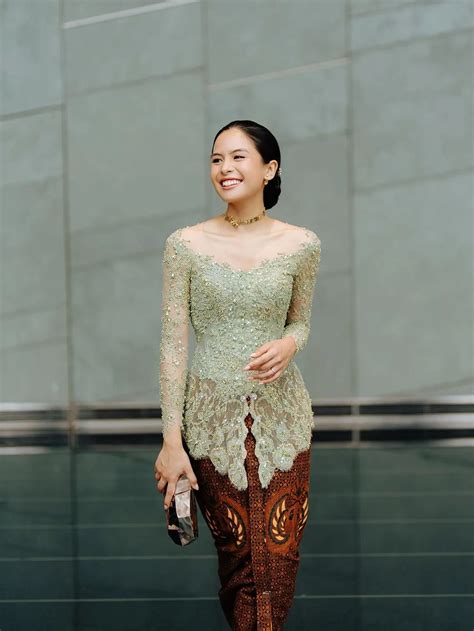 MODEL KEBAYA CANTIK DAN ELEGAN cari komunitas ragdoll Snapchat Sma Terbaru agar proxy tidak blokir Website Higgs Global sekarang dan ramai dibahas forum image 5