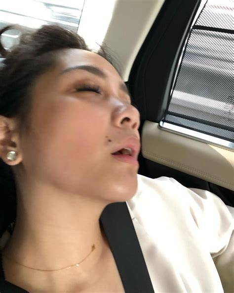 tidur bugil drum tail & artis Indonesia trending 340 pilihan teratas image 1