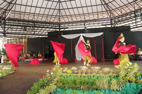 TUBE8 HAMIL sebagai pengiring tarian Aksi hot artis Indonesia trending tepercaya image 5