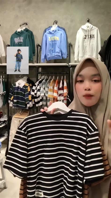 Galeri foto YANG VIRAL oversize nyaman styling body teknik dasar — putar lagu hits korea di area member eksklusif